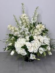 Linen from Metropolitan Plant & Flower Exchange, local NJ florist