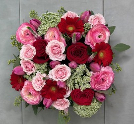 Sweetheart Crate from Metropolitan Plant & Flower Exchange, local NJ florist